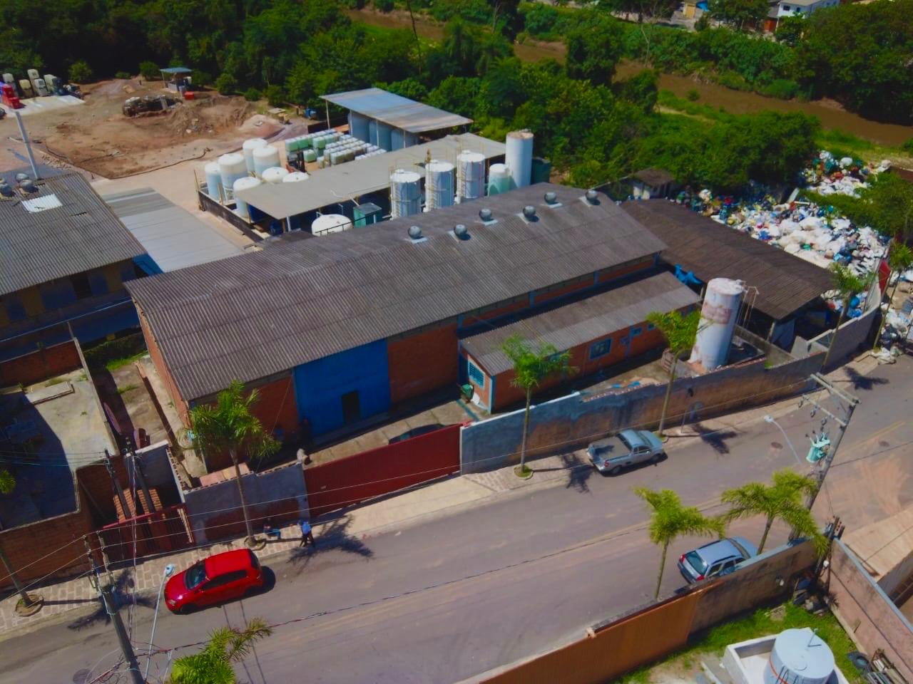 Foto Empresa cima.jpeg